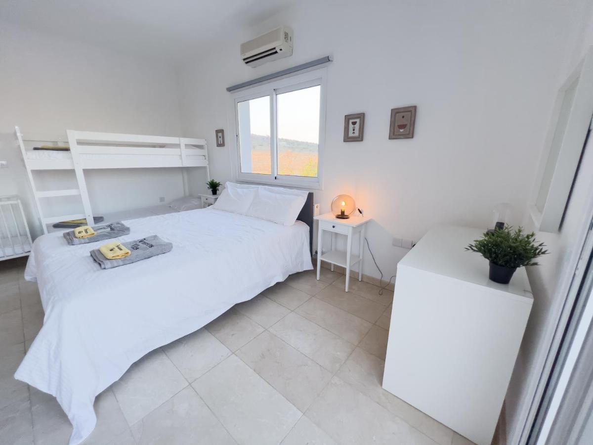 Grand Villa Lynn Seaview ไอยานาปา ภายนอก รูปภาพ