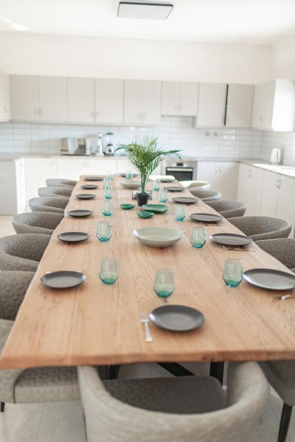 Grand Villa Lynn Seaview ไอยานาปา ภายนอก รูปภาพ